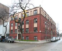 Primary elevations, from the southeast, of the Raleigh Apartments, Winnipeg, 2007; Historic Resources Branch, Manitoba Culture, Heritage, Tourism and Sport, 2007