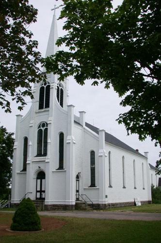 Vue de la façade avant de l'édifice