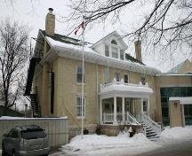 Primary elevation, from the northeast, of Aikins House (Balmoral Hall School), Winnipeg, 2007; Historic Resources Branch, Manitoba Culture, Heritage, Tourism and Sport, 2007