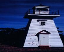 Front elevation of Hampton Lighthouse on Chute Bay, NS, 2002.; Hampton Lighthouse and Historical Society March 2002