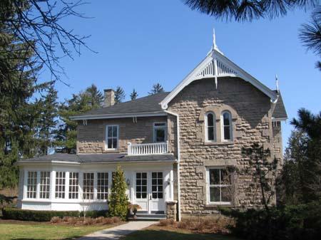 100 College Avenue East-Front Façade, 2007