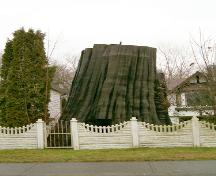 Exterior view of Cedar Stump from Queen Mary Boulevard, 2004; Donald Luxton and Associated, 2004