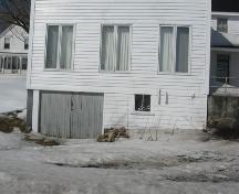 Detail view of commercial section of house, Leonard House, West Bay, Nova Scotia, 2009.
; Heritage Division, NS Dept. of Tourism, Culture and Heritage, 2009

