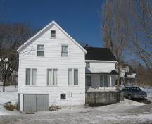 Front elevation, Leonard House, West Bay, Nova Scotia, 2009.
; Heritage Division, NS Dept. of Tourism, Culture and Heritage, 2009
