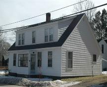 Side profile of 101 Victoria Street, Annapolis Royal, Nova Scotia, 2009.; Nova Scotia Department of Tourism, Culture and Heritage, Heritage Division, 2009