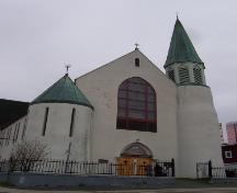 View of the main facade, taken from George Street. Photo taken June 2007.; Lara Maynard/ HFNL 2007