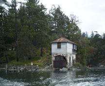 Cole Island, showing guardhouse and jetty, 2008; BC Heritage Branch, 2008