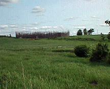 Vue générale du lieu historique national du Canada du Droulers-Tsiionhiakwatha, 2006.; Parks Canada Agency / Agence Parcs Canada, Michel Gagné, 2006.