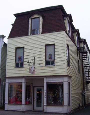 Buttermilk Davey's - Front elevation
