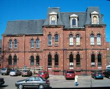 Old Provincial Normal College, Truro, side elevation, 2004; Heritage Division, Nova Scotia Department of Tourism, Culture and Heritage, 2004