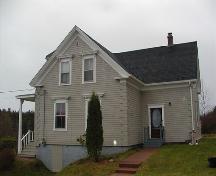 Side elevation of the Stone House, Port Dufferin, Nova Scotia, 2005.; HRM Planning and Development Services, Heritage Property Program, 2005.