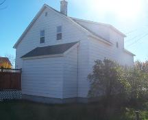 Cette image montre l'arrière de l'édifice; Town of Shippagan