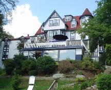 View from Lincoln Street, Boscowen Inn, Lunenburg, NS, 2004.; Heritage Division, Province of Nova Scotia, 2004