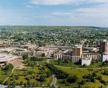 Aerial view of the campus of the Southern Alberta Institute of Technology, showing Heritage hall to the left of the image.; Parks Canada Agency / Agence Parcs Canada.