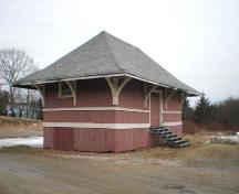 Freight shed, Chester Train Station, Chester, Nova Scotia, 2007.; Heritage Division, Nova Scotia Department of Tourism, Culture and Heritage, 2007