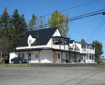 Photo prise en angle à partir de l'Épicerie R. H. Clavette; Madawaska Planning Commission