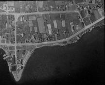 Aerial photograph of the Harbour Grace Registered Heritage District.; HFNL 2005