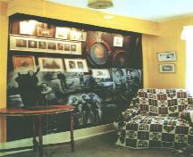 Vue générale du salle de séjour du lieu historique national du Canada du Dispensaire-de-La Corne.; Agence Parcs Canada / Parks Canada Agency.