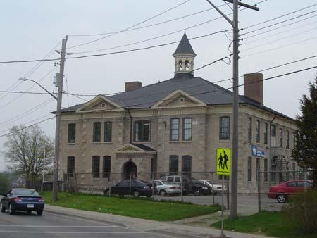 Facade, Dickson Public School, 2007