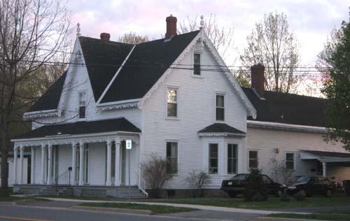 92 Waterloo Row - looking southwest 