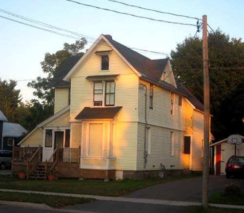 226 Odell Avenue, south side