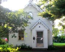 Image showing Caretaker's Cottage situated in the south east corner of Wilmot Park; City of Fredericton