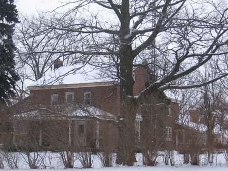 North and West Elevations of 811-831 Bleams Rd.