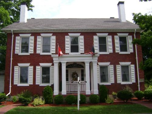 Harris Hatch Inn - Contextual view