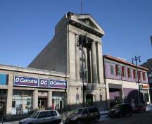 Contextual view, from the southwest, of the Mitchell-Copp Building, Winnipeg, 2007; Historic Resources Branch, Manitoba Culture, Heritage, Tourism and Sport, 2007