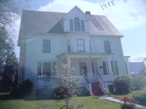 Carson House - 1988 Photograph