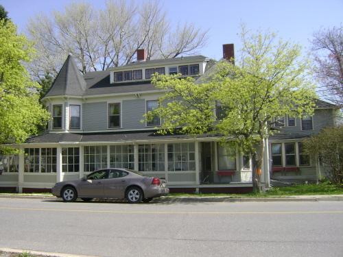 Seaside Inn - Contextual view