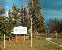 Contextual view, from the west, of the Icelandic Pioneer Cemetery, Gimli, 2007; Historic Resources Branch, Manitoba Culture, Heritage, Tourism and Sport, 2007