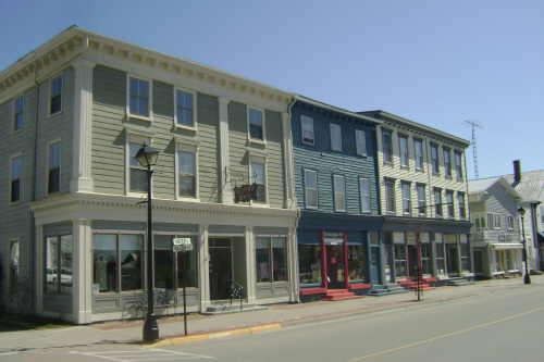 Berry Building - Contextual view