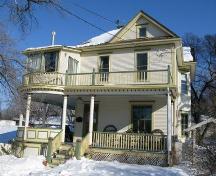 165 Elgin Crescent, 2009; Robertson, 2009