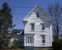 This photograph shows the front façade of the residence, 2009; Town of St. Andrews
