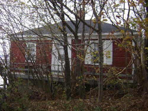 Red Cliff - Front Façade