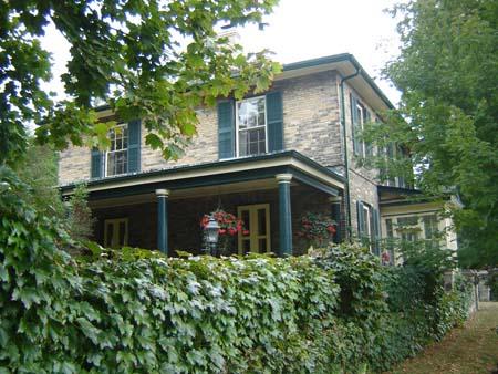 Northwest Corner; Wellesley House, 2007