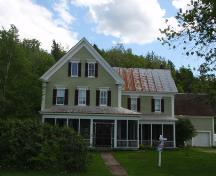 La résidence William Richards de la région de Boiestown, la façade avant, 2009; Rural Community of Upper Miramichi