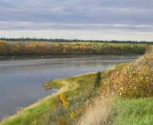 View of South Saskatchewan River (downstream) from the Historic Site, 2004.; Government of Saskatchewan, Marvin Thomas, 2004.