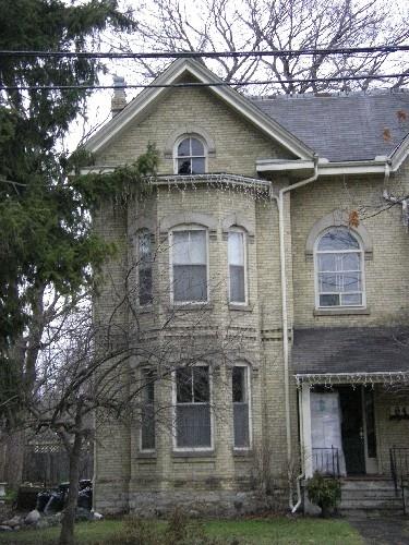 Facade, 64 Elmwood Avenue East, 2007