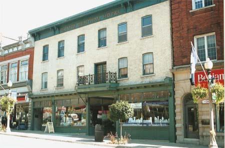 Façade, Grand Central Hotel, 2007