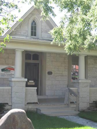 Front Entrance, 109 Surrey Street East, 2008