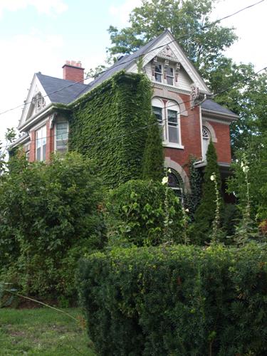 Facade, Pletsch Residence, 2008