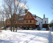 Primary elevation, from the east, of the Granite Curling Club, Winnipeg, 2007; Historic Resources Branch, Manitoba Culture, Heritage and Tourism, 2007