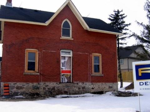 Facade, 1453 Gordon Street,  2008