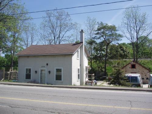 House and Outbuilding, 3734 King Street East, 2008