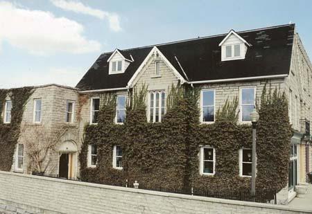 Facade, Box House,  2007