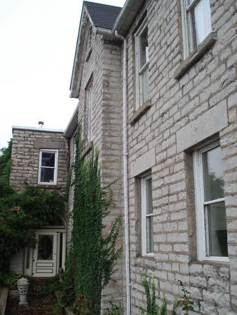 Facade, Box House, 2007