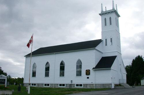 Vue en angle de l'église anglicane St. Paul