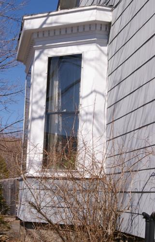 J. S. Boies Deveber Residence - Bay window